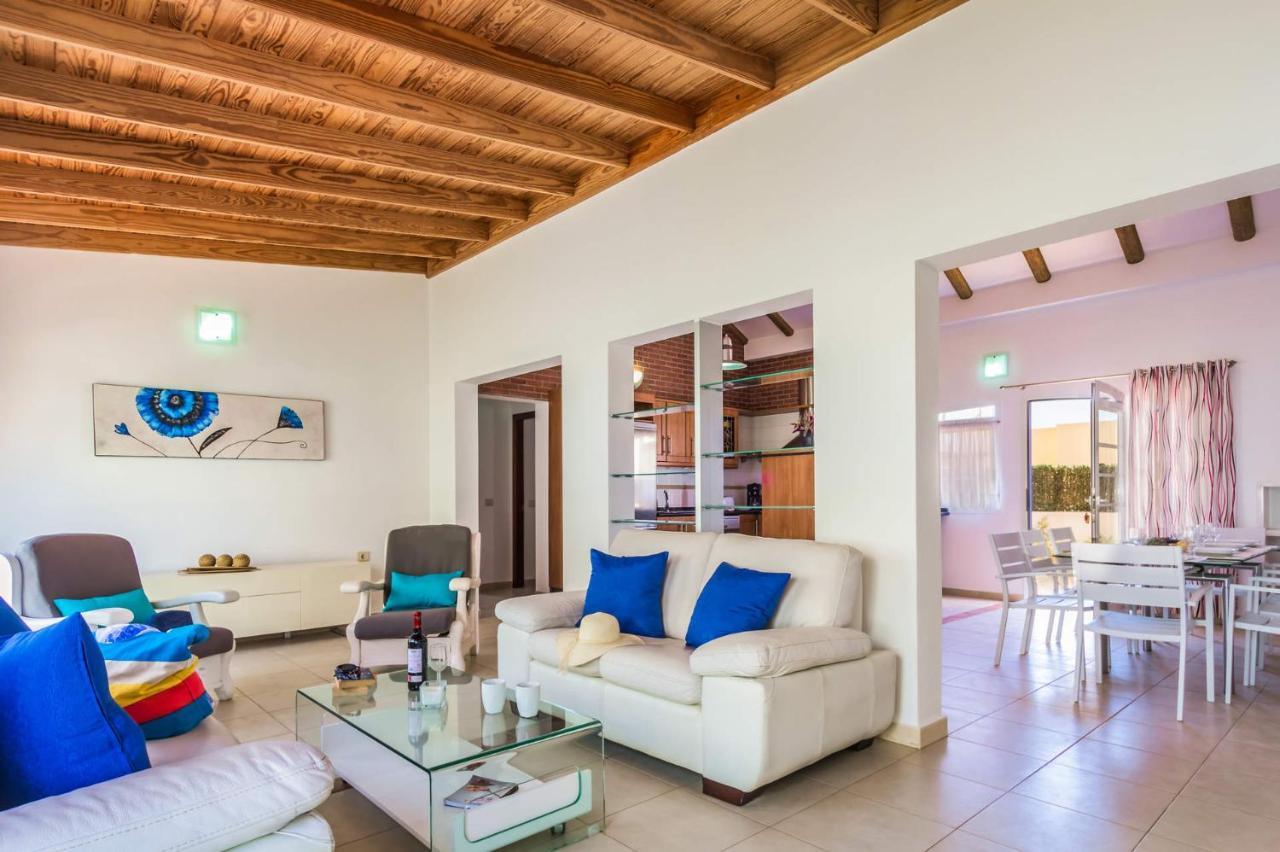 Villa Solmen By Villa Plus Corralejo Exterior photo